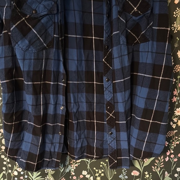 Blue and Black Casual Button Down Shirt - Picture 5 of 6